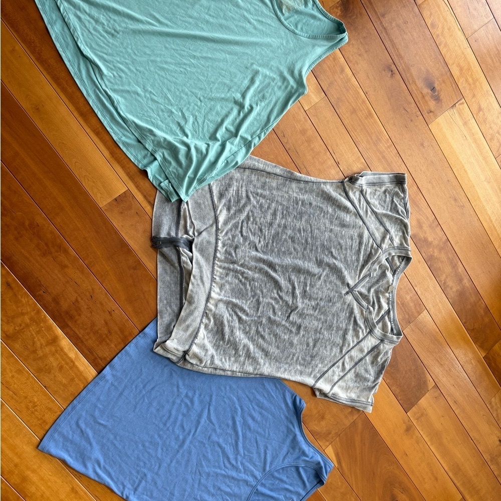 Women's longer Length Top and Tank Tops - blues and aqua – very good condition